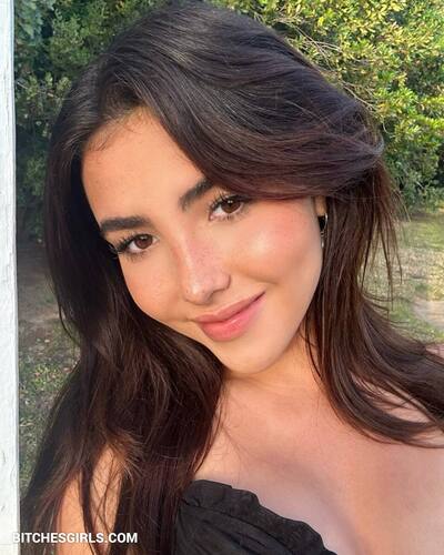 Andrea Botez Nude Celeb – Andreabotez Twitch Leaked Nude Videos_67d826802e108.jpeg
