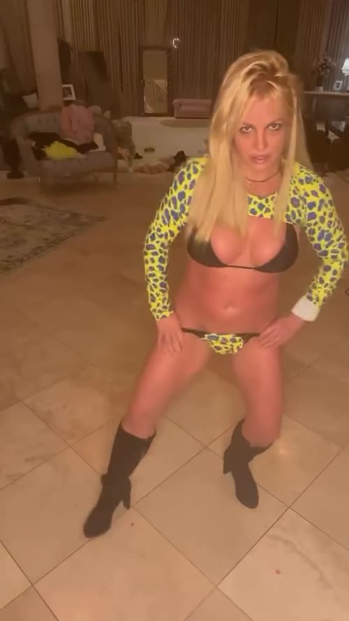 Britney Spears Nude Celeb – Britneyspears Celeb Leaked Naked Video_67d8ef383a32d.jpeg - photo & video leak - 1206 - 2025-05-01 - By admin - instagram.com/its.britneyx onlyfans.com/britneybabe11