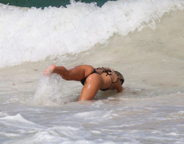 girleak.com > Delilah Belle Hamlin > Delilah Belle Hamlin Fappening Ass (16 Photos)_67d78a652c9e8.jpeg