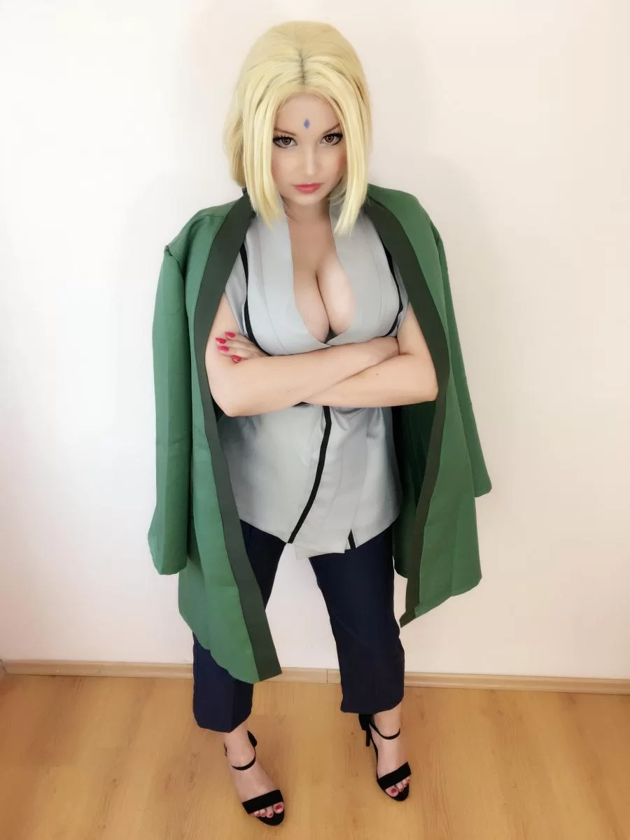 Hidori Rose – Tsunade Naruto Cosplay_67d89de14e144.webp