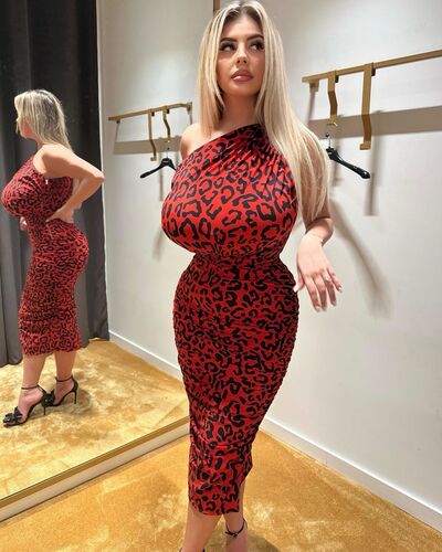 Valentina Di Rocco / lali957_67d7919a38988.jpeg - photo & video leak - 7262 - 2025-04-26 - By admin - Rocco Siffredi / roccosiffredi / roccosiffredi_official / roccosiffredixx